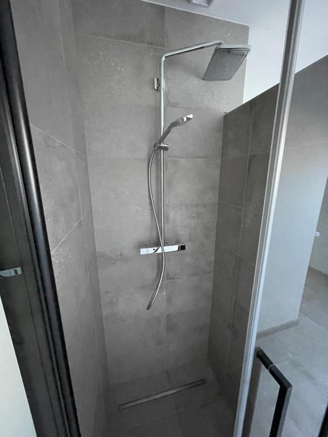 The 77 Work Or Holiday New Home Houthem ภายนอก รูปภาพ